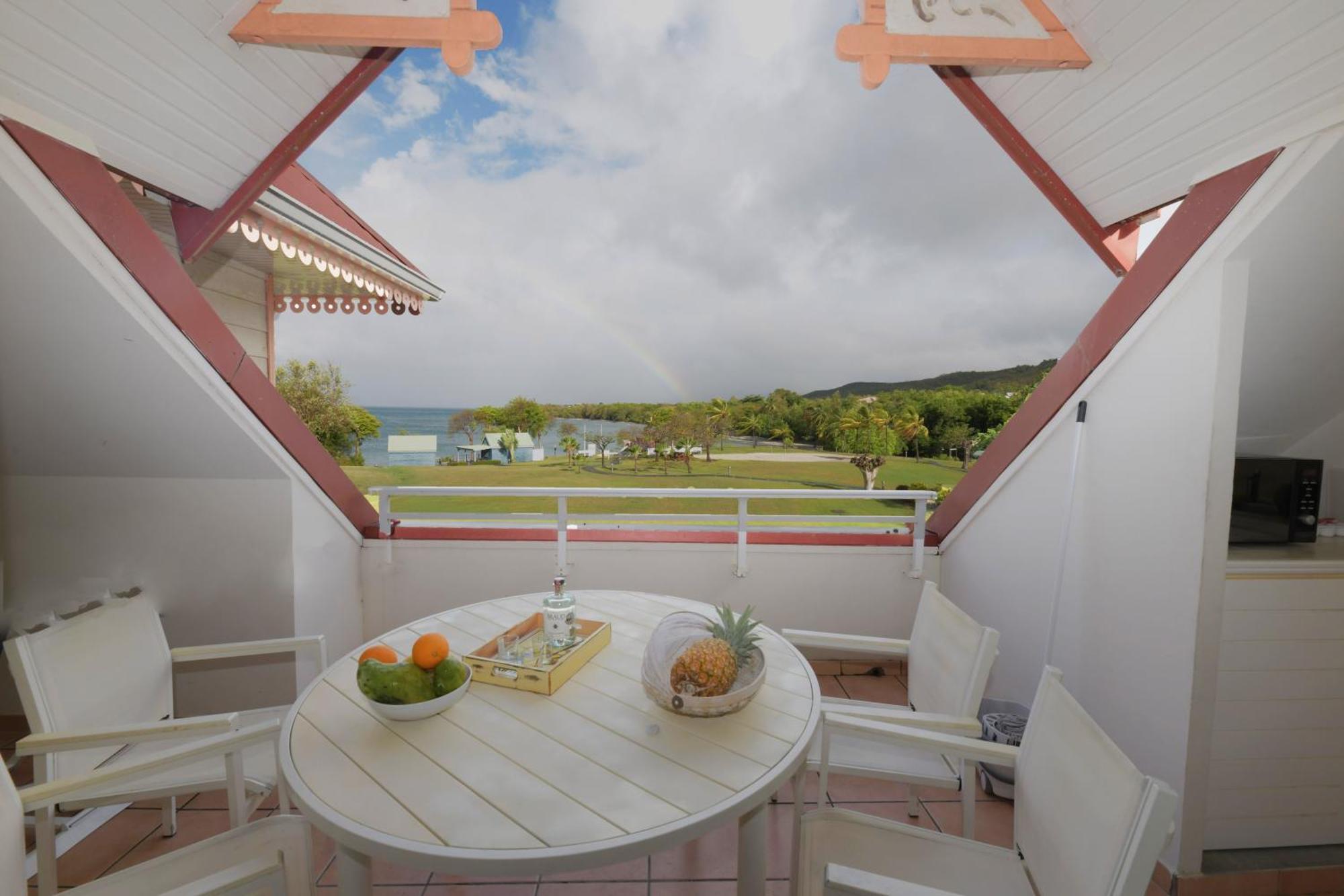 2 Pieces Premium Avec Terrasse Vue Mer Residence Pierre Et Vacances Сент-Люс Экстерьер фото